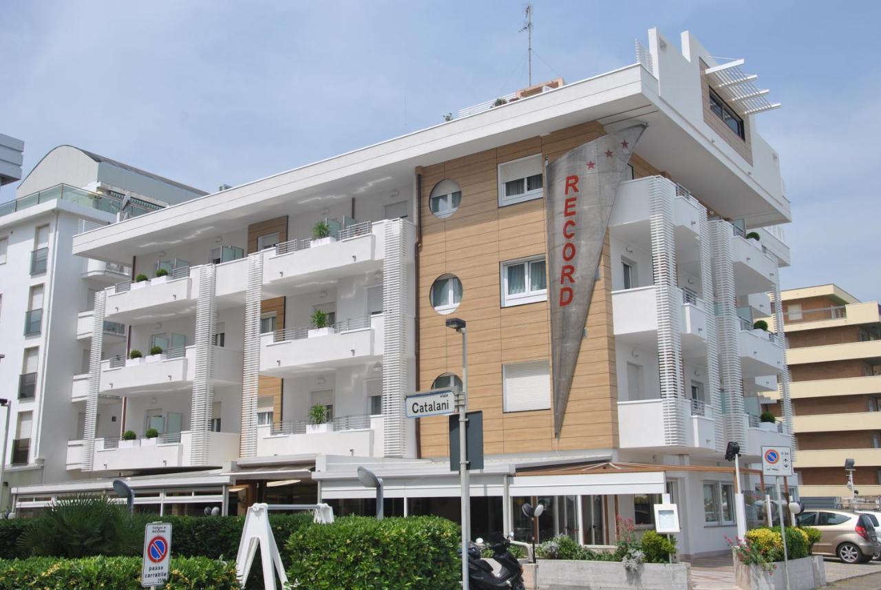 Hotel Record Riccione Exteriör bild
