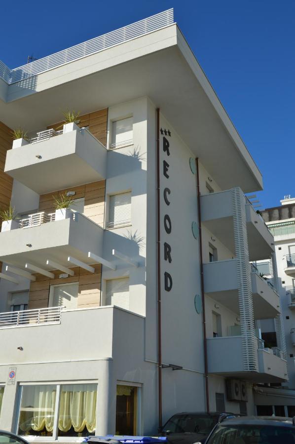 Hotel Record Riccione Exteriör bild