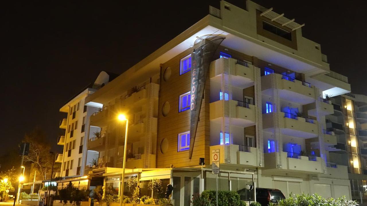 Hotel Record Riccione Exteriör bild