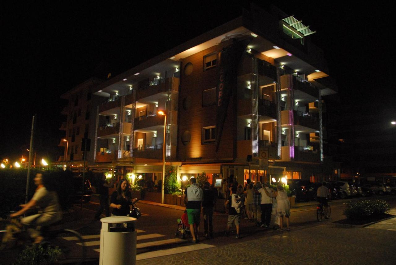 Hotel Record Riccione Exteriör bild